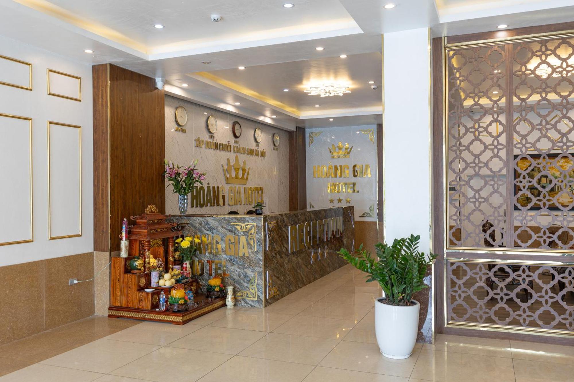Hoang Gia Hotel Dong Anh ภายนอก รูปภาพ