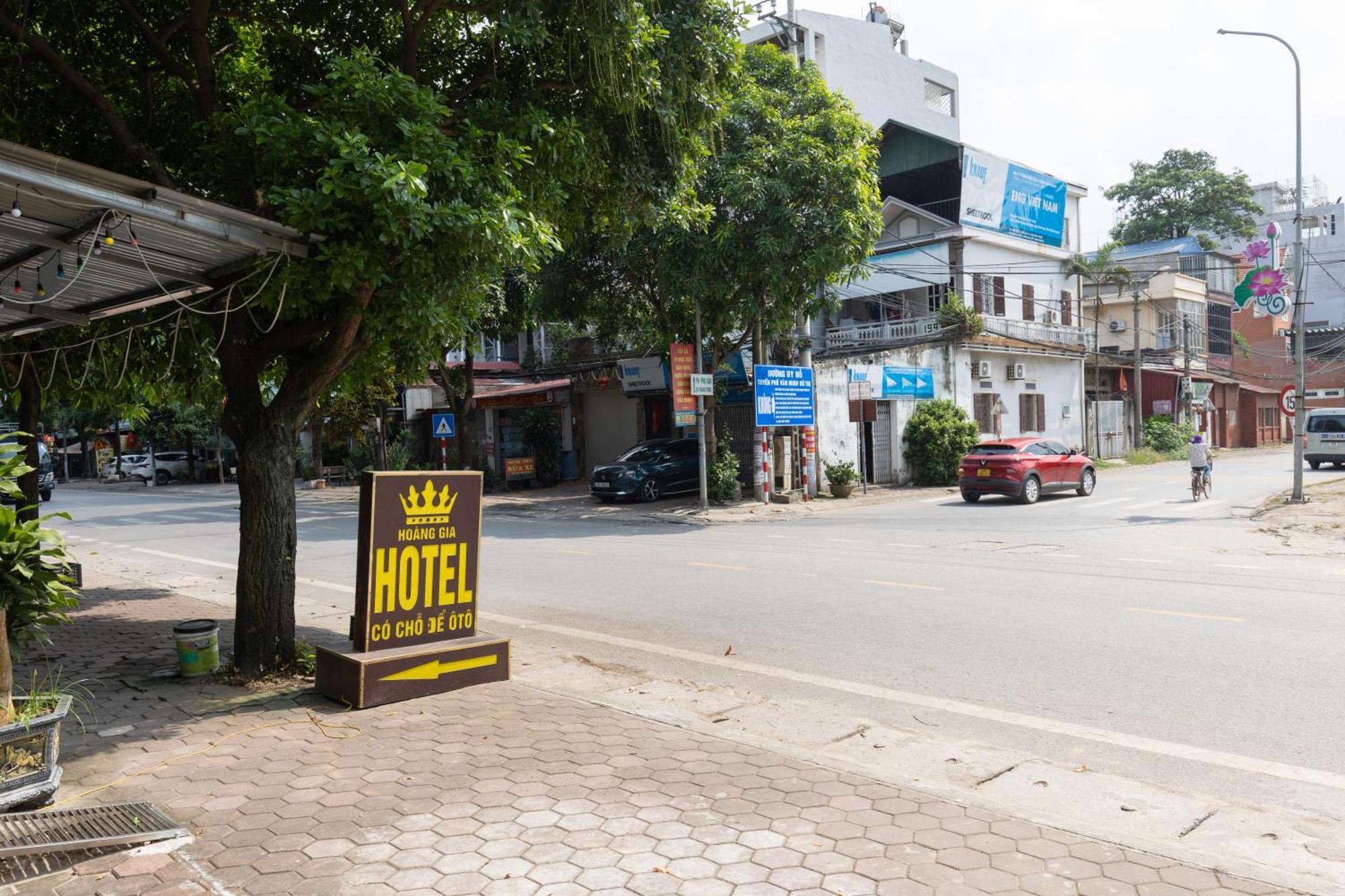 Hoang Gia Hotel Dong Anh ภายนอก รูปภาพ